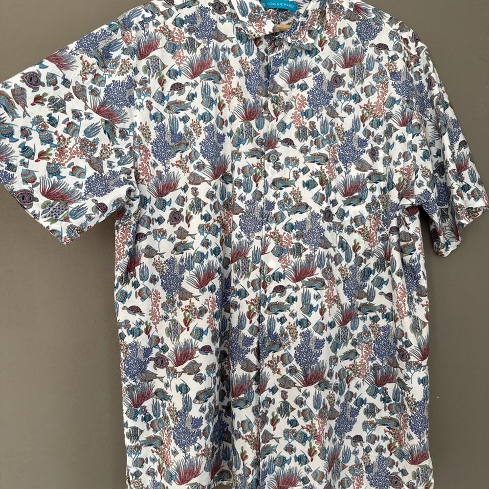 Tori Richard Blue and Red Casual Button Down Shirt